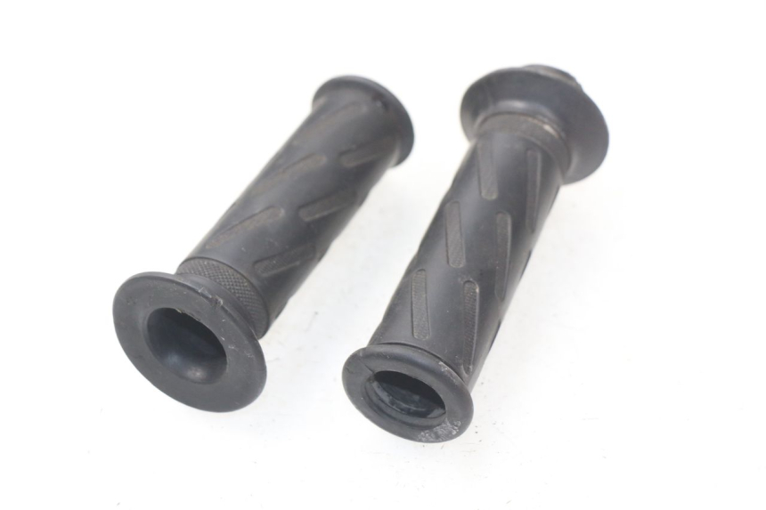 photo de GASGRIFF PEUGEOT KISBEE 2T 50 (2010 - 2017) - Zoom auf Gebrauchszustand