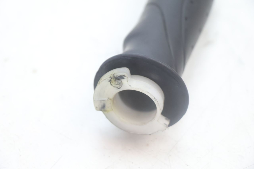 photo de GASGRIFF SYM MIO 50 (2005 - 2010) - Detailansicht des Bauteils