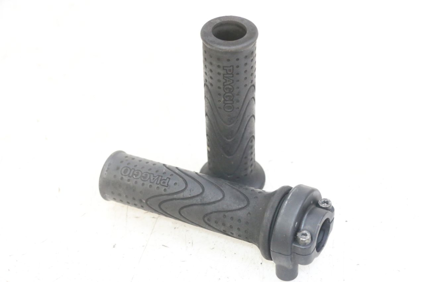 photo de GASGRIFF PIAGGIO MP3 LT 300 (2010 - 2016) - Hauptansicht