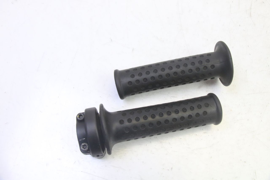 photo de GASGRIFF PIAGGIO MP3 LT 300 (2010 - 2016) - Hauptansicht