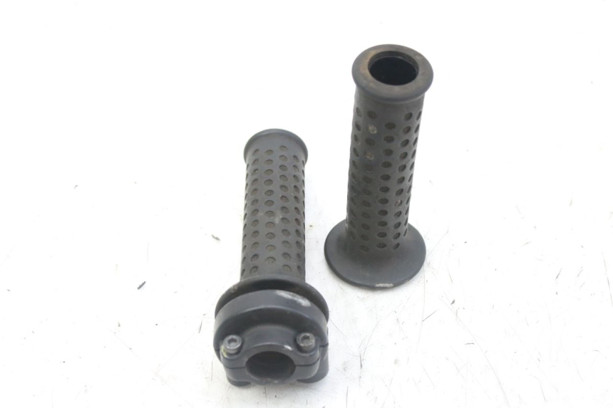 photo de GASGRIFF PIAGGIO MP3 RL 250 (2006 - 2010) - Alternative Perspektive