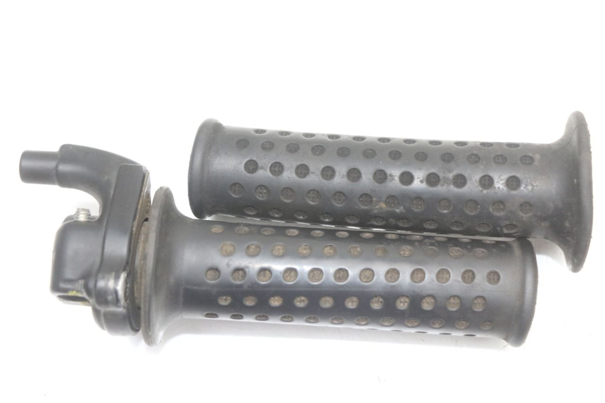 photo de GASGRIFF PIAGGIO MP3 125 (2006 - 2014) - Alternative Perspektive