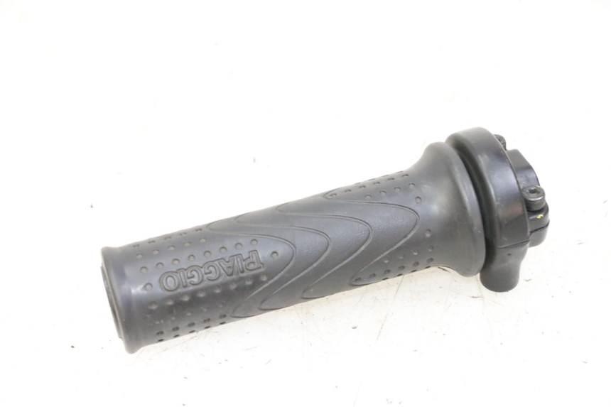 photo de GASGRIFF PIAGGIO MP3 500 (2014 - 2017) - Details der Befestigungspunkte