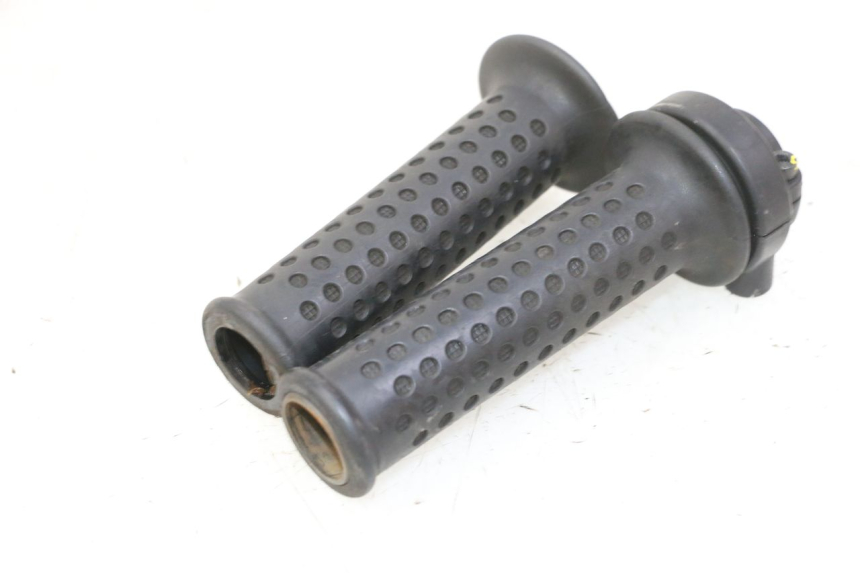 photo de GASGRIFF PIAGGIO MP3 RL 250 (2006 - 2010) - Gesamtansicht des Produkts