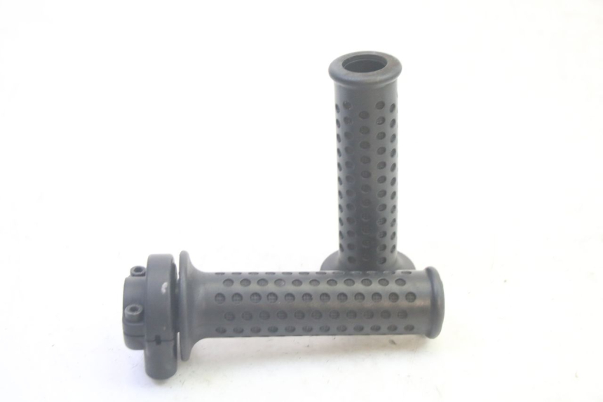 photo de GASGRIFF PIAGGIO MP3 RL 250 (2006 - 2010) - Alternative Perspektive