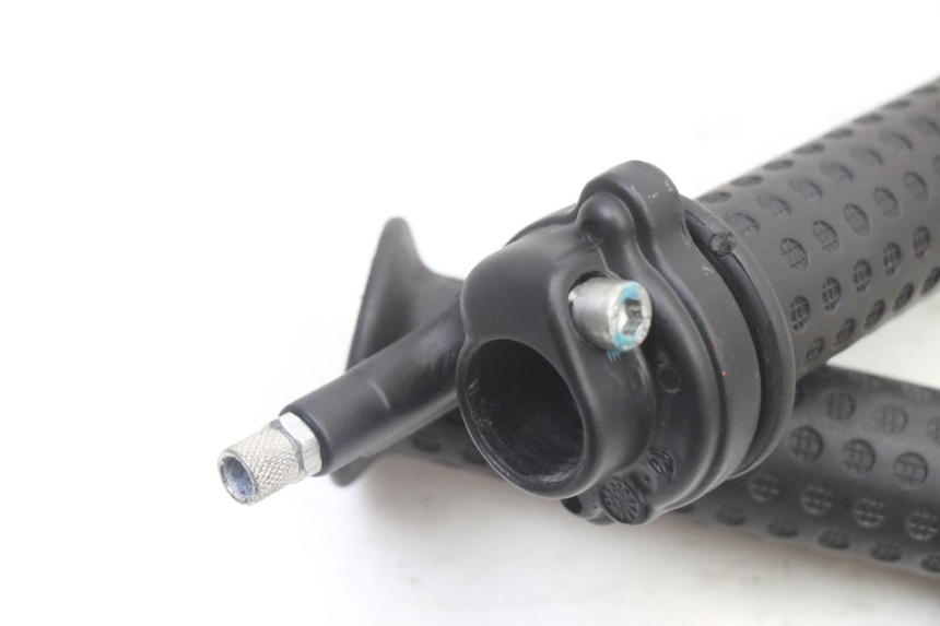 photo de GASGRIFF PIAGGIO NRG POWER PUREJET 50 (2018 - 2021) - Zoom auf Gebrauchszustand