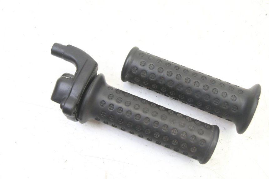 photo de GASGRIFF PIAGGIO NRG POWER PUREJET 50 (2018 - 2021) - Hauptansicht