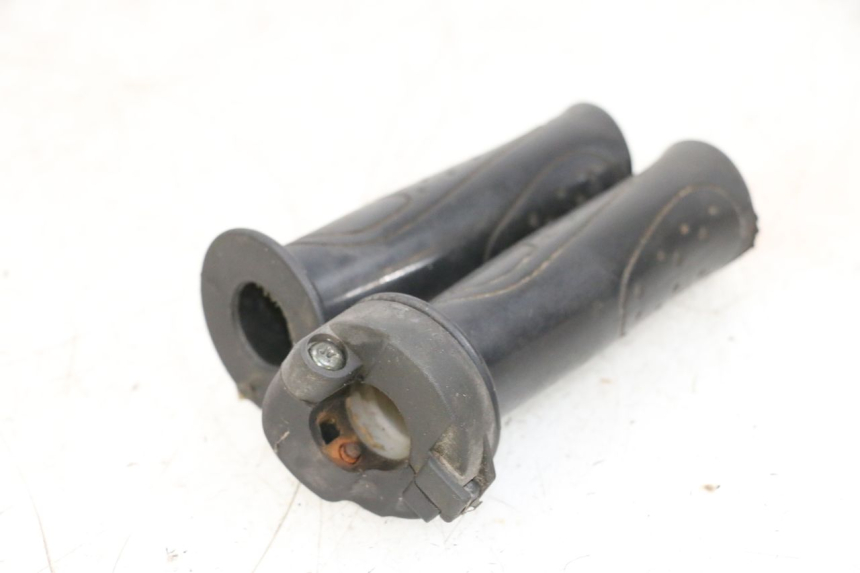 photo de GASGRIFF SYM ORBIT 2 4T 50 (2008 - 2017) - Alternative Perspektive