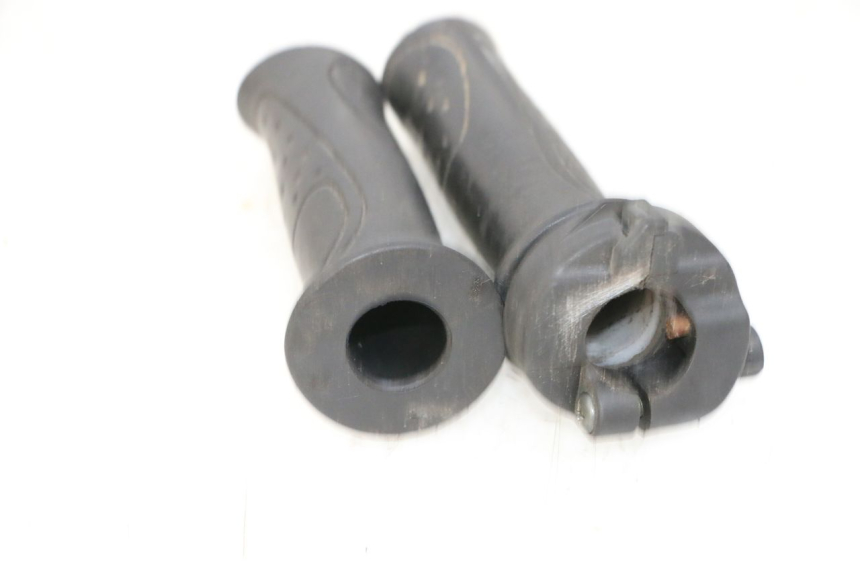 photo de GASGRIFF SYM ORBIT III 3 4T 50 (2018 - 2021) - Oberflächenzustand und Material