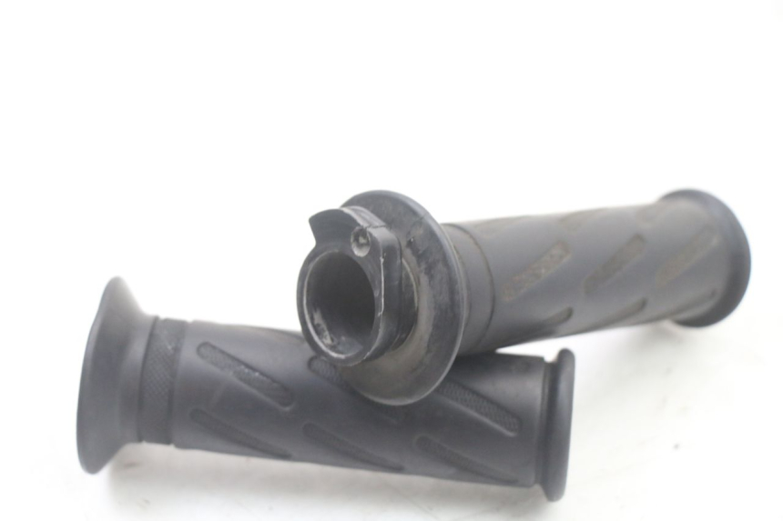 photo de GASGRIFF PEUGEOT KISBEE 4T 50 (2018 - 2022) - Alternative Perspektive