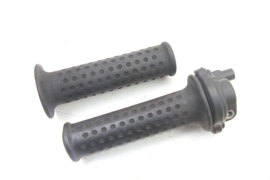 photo de GASGRIFF PIAGGIO VESPA GRANTURISMO 125 (2003 - 2007) - Alternative Perspektive