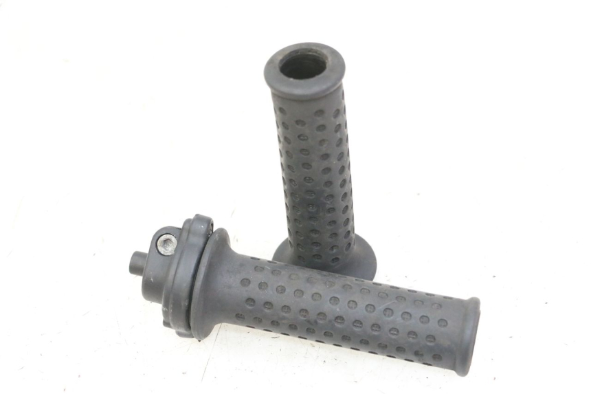 photo de GASGRIFF PIAGGIO VESPA GRANTURISMO 200 (2004 - 2005) - Zoom auf Gebrauchszustand