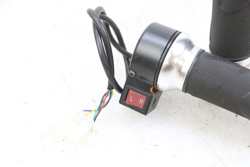 photo de GASGRIFF EFUN PUSA 1 - Kennzeichnungen und Originalreferenzen