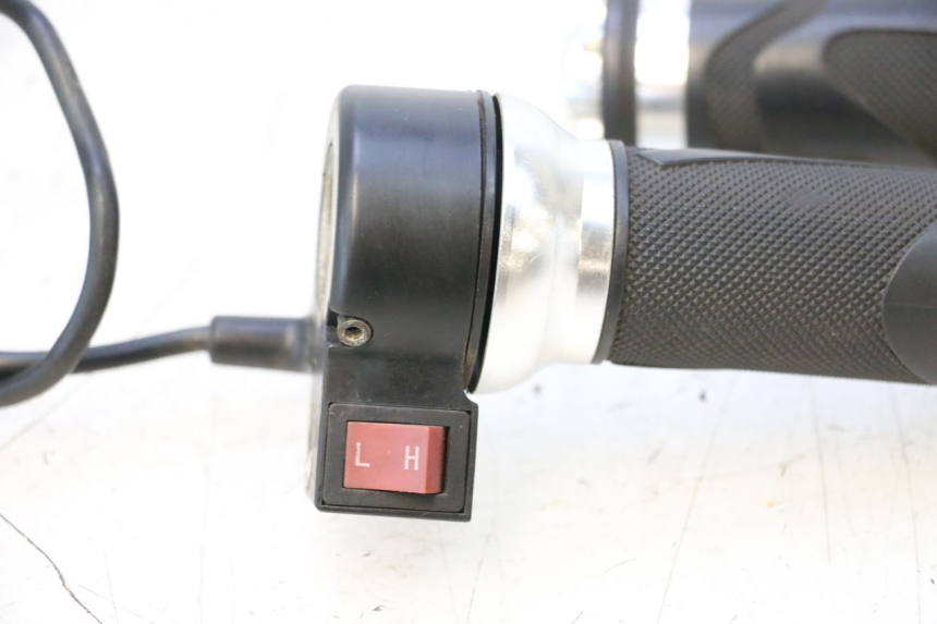 photo de GASGRIFF EFUN PUSA 1 - Zoom auf Gebrauchszustand