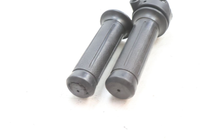 photo de GASGRIFF HONDA SH 125 (2001 - 2003) - Details der Befestigungspunkte