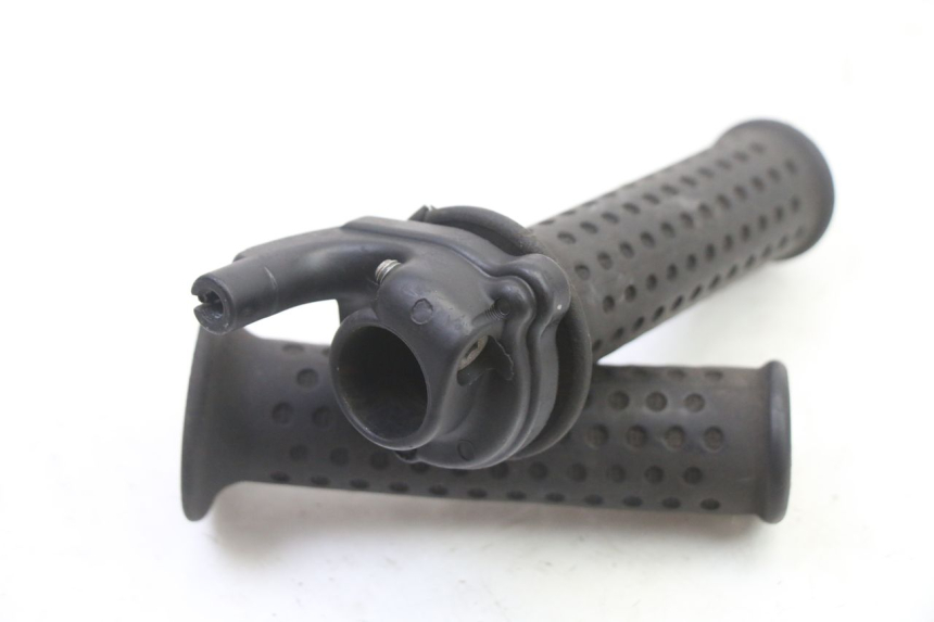 photo de GASGRIFF PIAGGIO SUPER LX 125 (2000 - 2003) - Zoom auf Gebrauchszustand