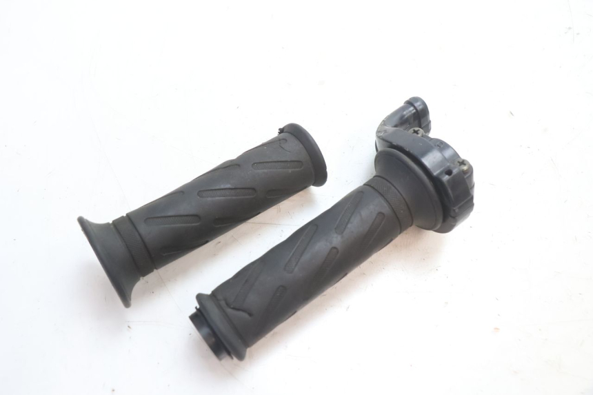 photo de GASGRIFF SUZUKI SV S 650 (2003 - 2009) - Zoom auf Gebrauchszustand