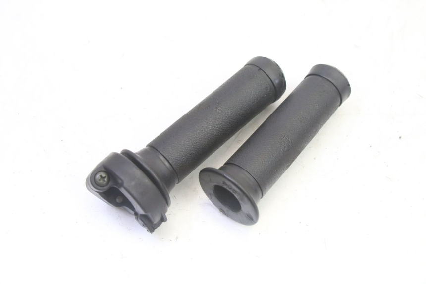 photo de GASGRIFF PEUGEOT TWEET 4T 50 (2018 - 2022) - Hauptansicht