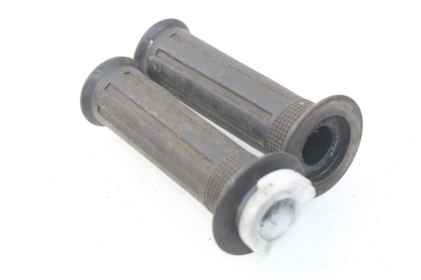 photo de GASGRIFF SUZUKI UC EPICURO 125 (1999 - 2003) - Hauptansicht