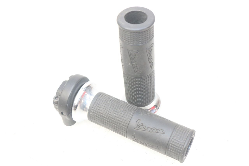 photo de GASGRIFF PIAGGIO VESPA GTS IGET ABS 125 (2017 - 2023) - Hauptansicht