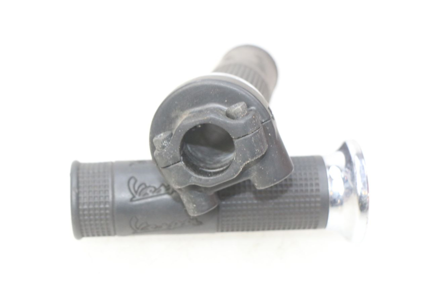 photo de GASGRIFF PIAGGIO VESPA GTS IGET ABS 125 (2017 - 2023) - Zoom auf Gebrauchszustand