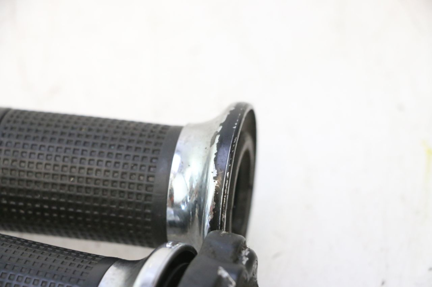 photo de GASGRIFF PIAGGIO VESPA LX 2T 50 (2005 - 2013) - Alternative Perspektive