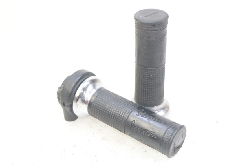 photo de GASGRIFF PIAGGIO VESPA LXV 125 (2006 - 2009) - Hauptansicht