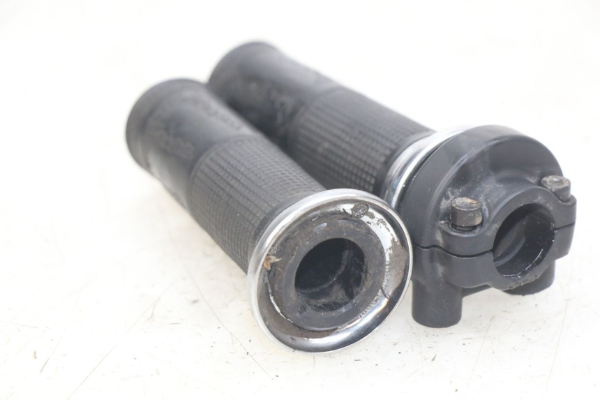 photo de GASGRIFF PIAGGIO VESPA LXV 125 (2006 - 2009) - Alternative Perspektive