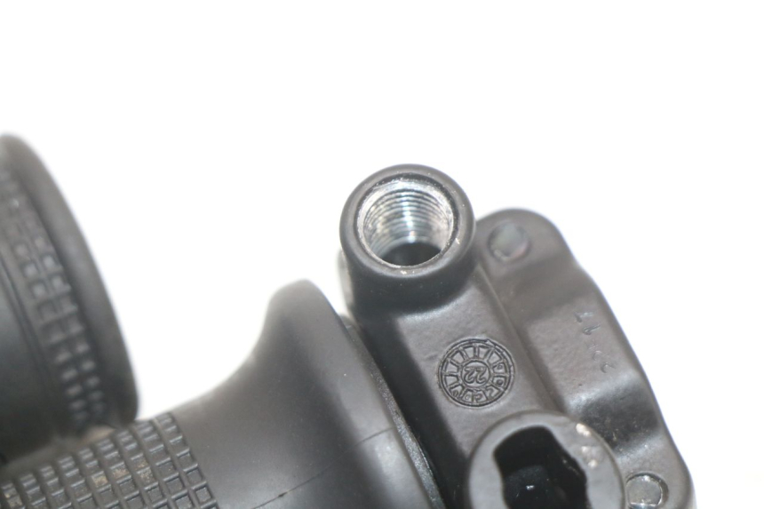 photo de GASGRIFF PIAGGIO VESPA PRIMAVERA 4T 50 (2021 - 2024) - Alternative Perspektive