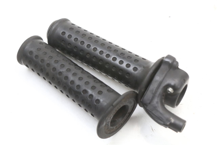 photo de GASGRIFF PIAGGIO X9 125 (2000 - 2003) - Zoom auf Gebrauchszustand