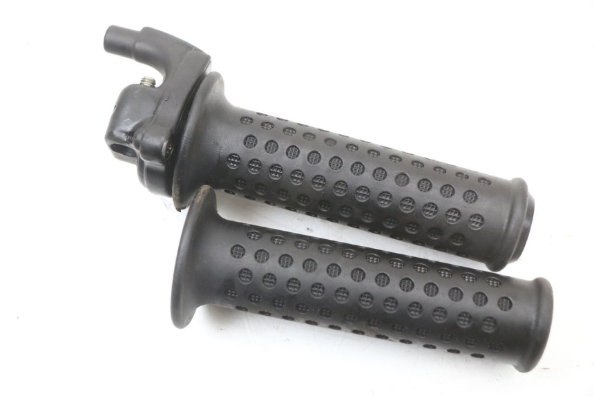 photo de GASGRIFF PIAGGIO XEVO - X EVO 125 (2007 - 2017) - Zoom auf Gebrauchszustand