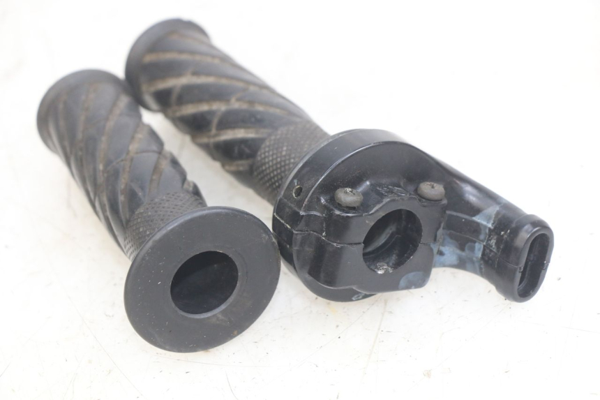 photo de GASGRIFF YAMAHA YZF R THUNDERCAT 600 (1996 - 2003) - Zoom auf Gebrauchszustand