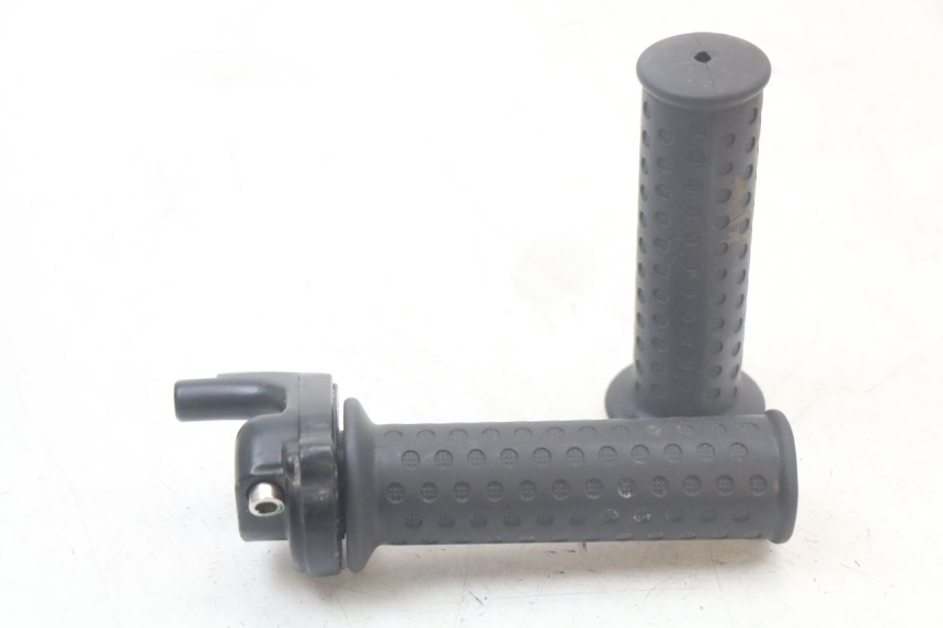 photo de GASGRIFF PIAGGIO ZIP 2T 50 (2009 - 2019) - Zoom auf Gebrauchszustand