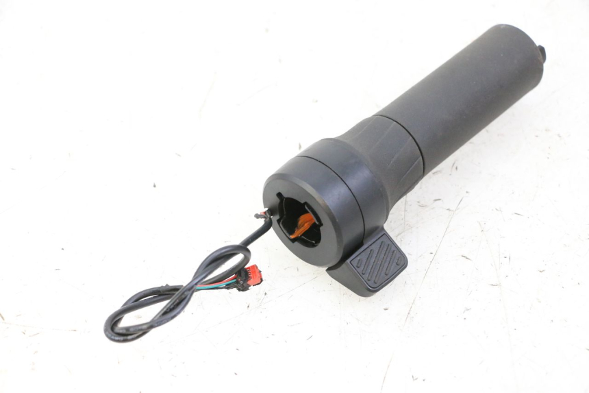 photo de GASGRIFF SEGWAY NINEBOT ZT3 PRO 1 - Geprüftes Gebrauchtteil