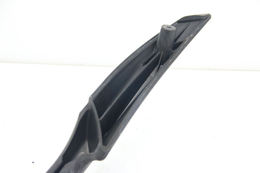 photo de HINTERRADGRIFF APRILIA ATLANTIC 500 (2002 - 2003) - Charakteristische Merkmale