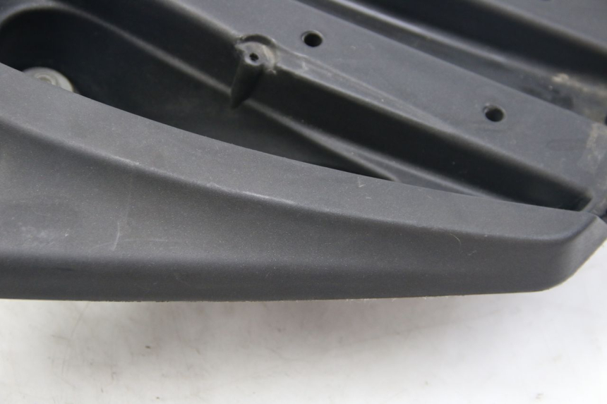 photo de HINTERRADGRIFF APRILIA ATLANTIC 500 (2002 - 2003) - Profilansicht des Ersatzteils