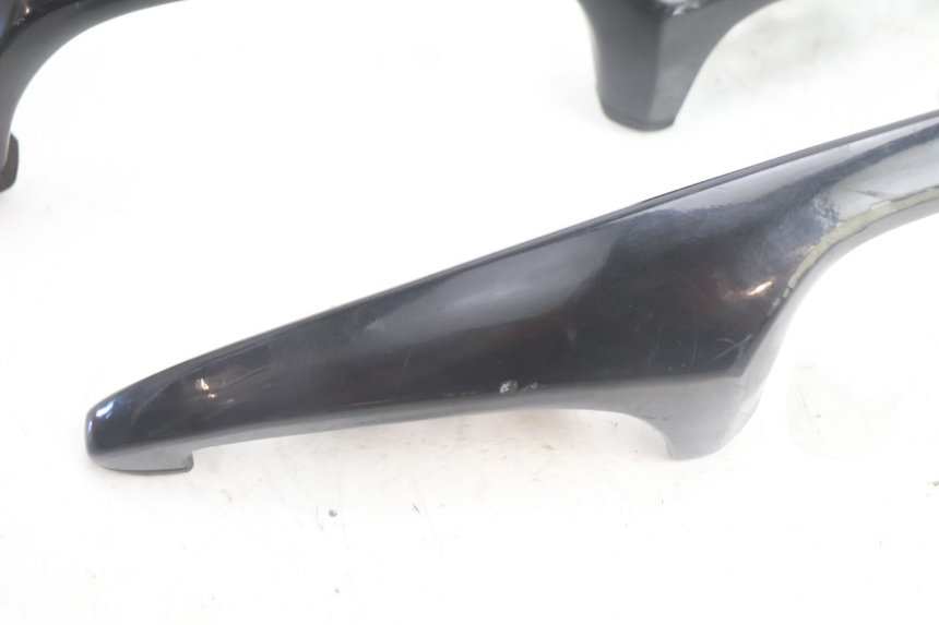 photo de HALTEGRIFF SUZUKI BURGMAN EXECUTIVE ABS 650 (2006 - 2012) - Detailansicht des Bauteils