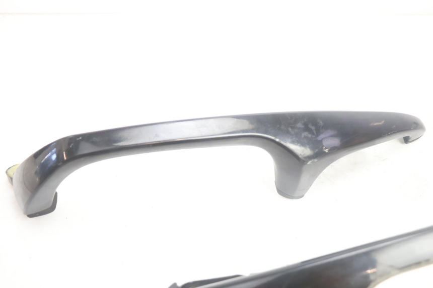 photo de HALTEGRIFF SUZUKI BURGMAN EXECUTIVE ABS 650 (2006 - 2012) - Technische Nahaufnahme