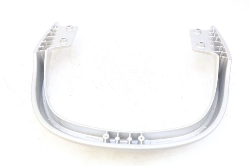 photo de HINTERRADGRIFF PEUGEOT CITYSTAR AIR 125 (2014 - 2017) - Alternative Perspektive