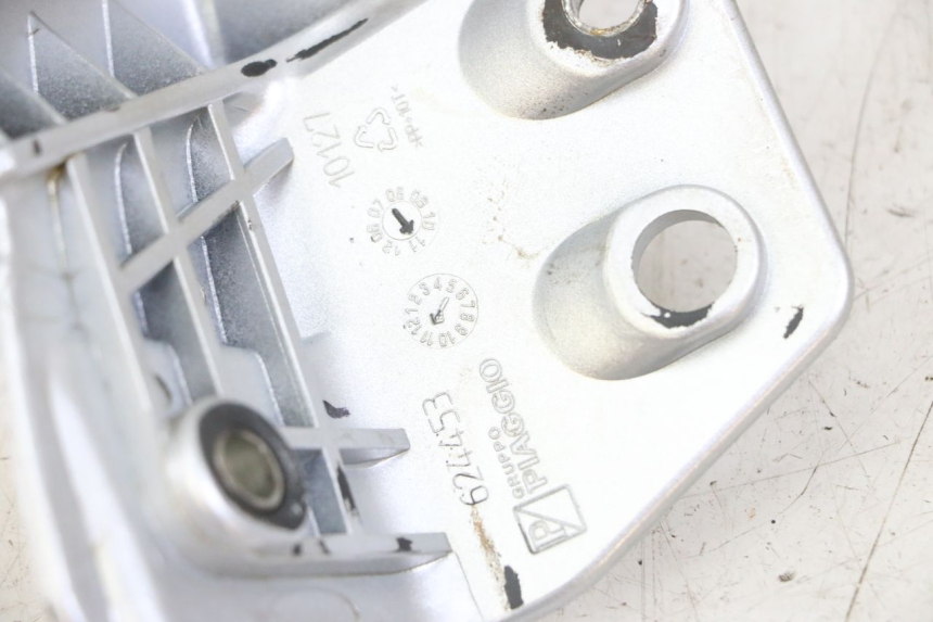 photo de HALTEGRIFF RECHTS PIAGGIO MP3 LT 300 (2010 - 2016) - Technische Nahaufnahme