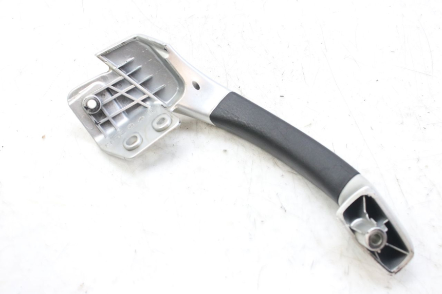 photo de RECHTER HINTERER GRIFF PIAGGIO MP3 RL 250 (2006 - 2010) - Zoom auf Gebrauchszustand