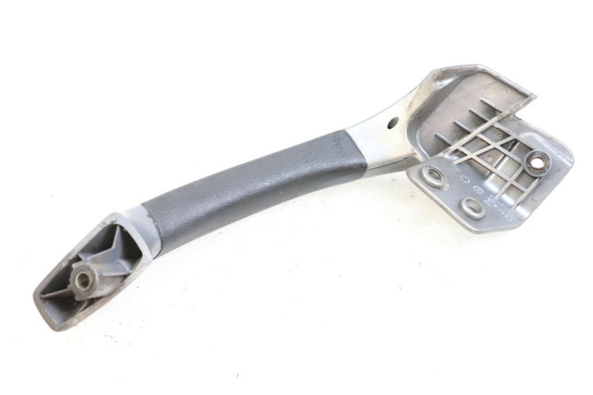 photo de HALTEGRIFF RECHTS PIAGGIO MP3 125 (2006 - 2014) - Detailansicht des Bauteils