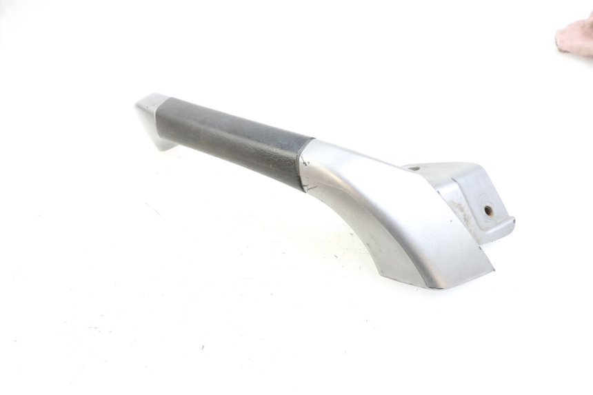 photo de HALTEGRIFF RECHTS PIAGGIO MP3 125 (2006 - 2014) - Technische Nahaufnahme