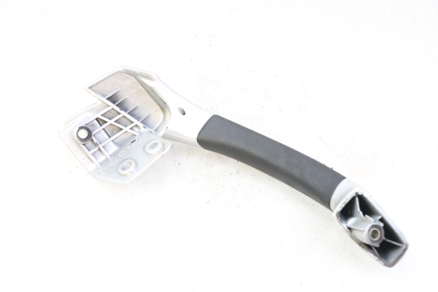 photo de RECHTER HINTERER GRIFF PIAGGIO MP3 LT 400 (2007 - 2012) - Zoom auf Gebrauchszustand