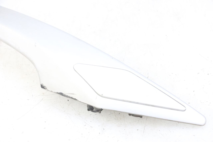 photo de HALTEGRIFF RECHTS PEUGEOT SATELIS 125 (2013 - 2018) - Kennzeichnungen und Originalreferenzen