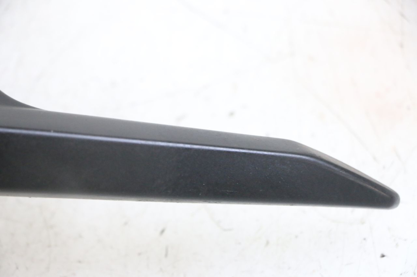 photo de RECHTER HINTERER GRIFF YAMAHA X-MAX XMAX 125 (2010 - 2013) - Zoom auf Gebrauchszustand