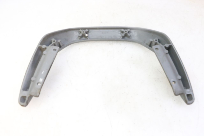 photo de HINTERRADGRIFF PEUGEOT ELYSTAR 50 (2002 - 2014) - Details der Befestigungspunkte