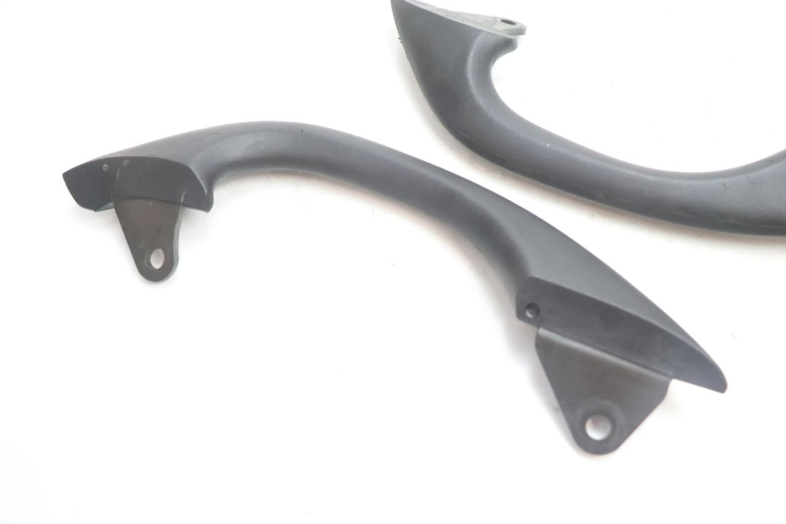 photo de HALTEGRIFF KAWASAKI ER-6 ER6 N 650 (2005 - 2009) - Oberflächenzustand und Material