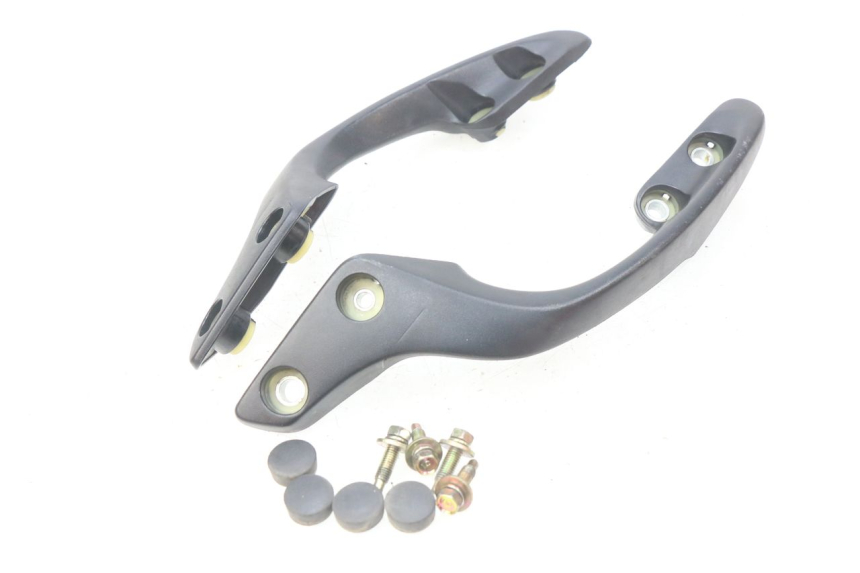 photo de HINTERRADGRIFF HONDA FES PANTHEON 2T 125 (1998 - 2002) - Hauptansicht