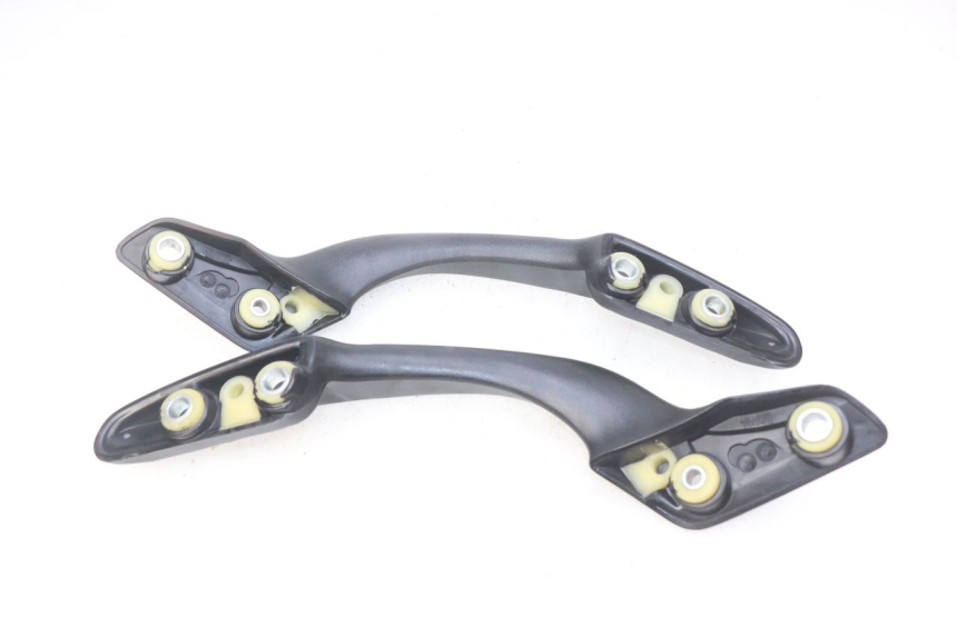 photo de HINTERRADGRIFF HONDA FES PANTHEON 2T 125 (1998 - 2002) - Technische Nahaufnahme